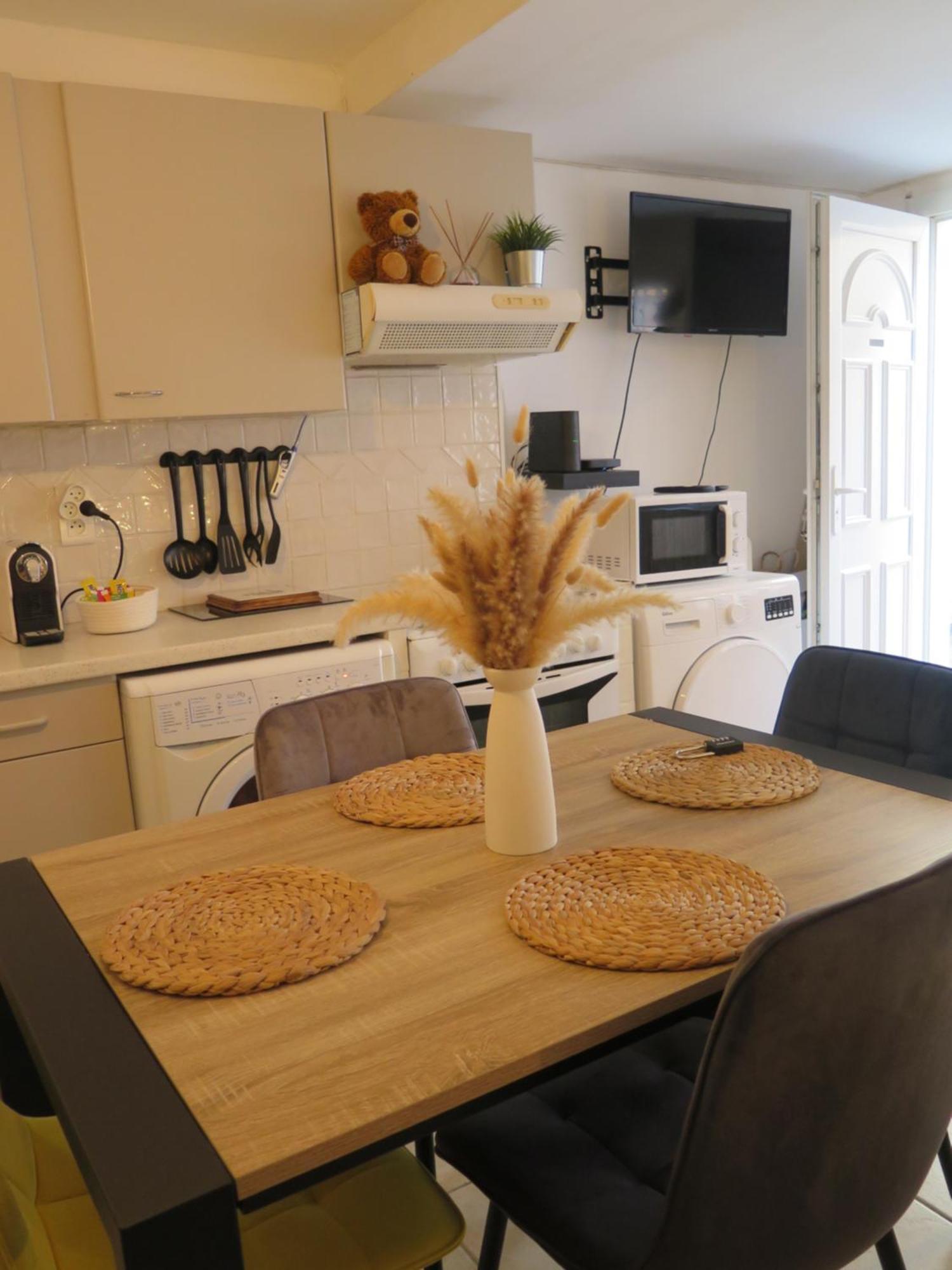 Maison De Village A 35 M Du Bord De Mer Marsylia Zewnętrze zdjęcie